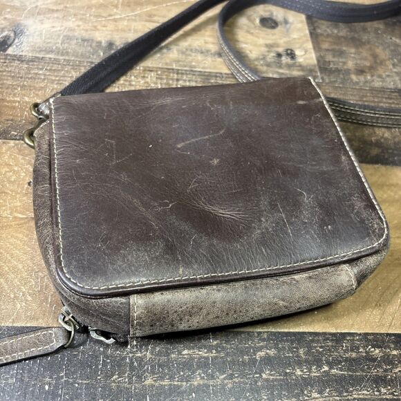 Concealed Carry Gun Tote'n Mamas Distressed Leather Crossbody Purse RFID - Picture 2 of 11